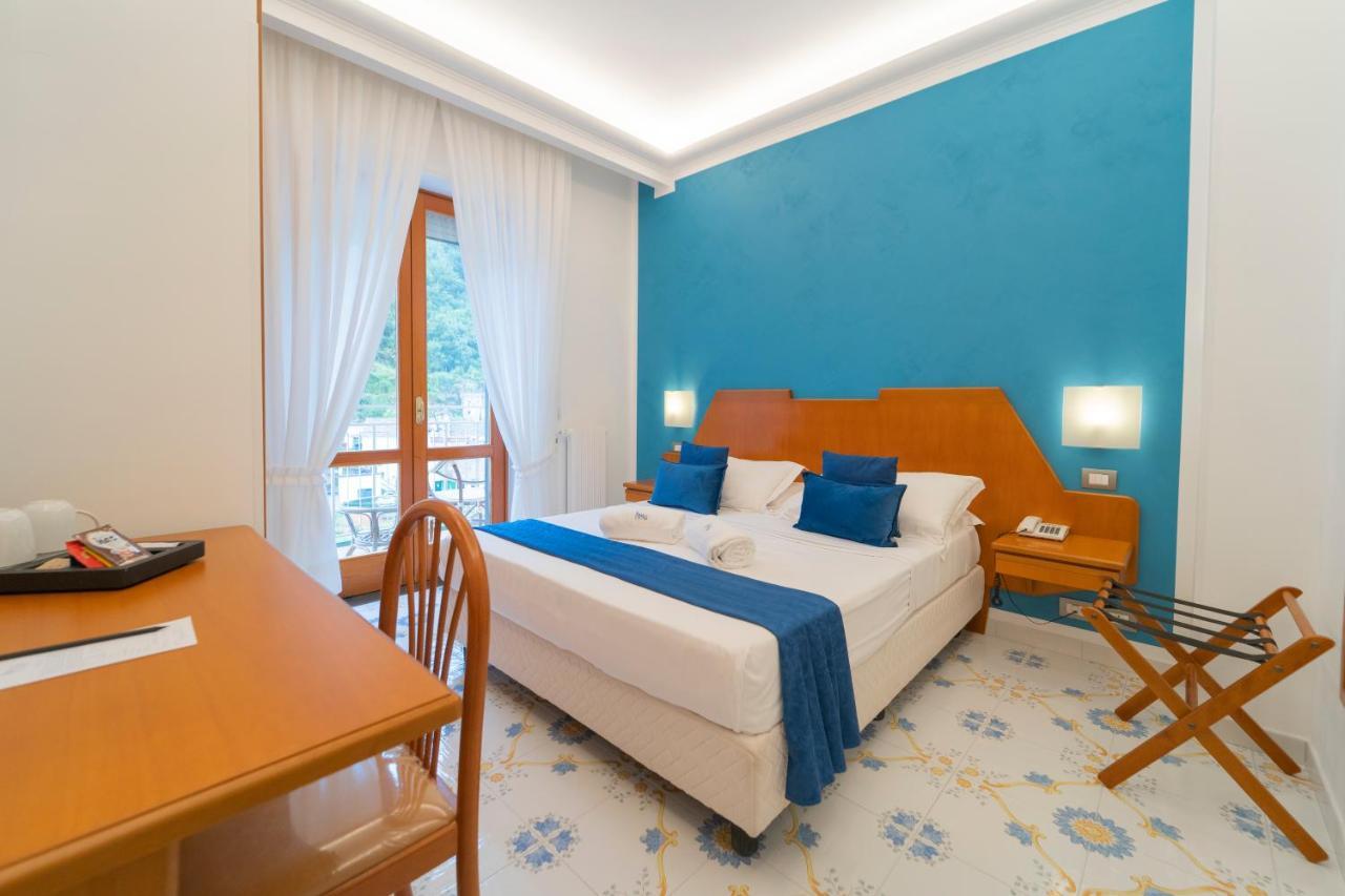 Hotel San Pietro Maiori Exterior photo